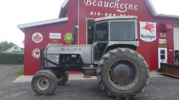 tracteur white