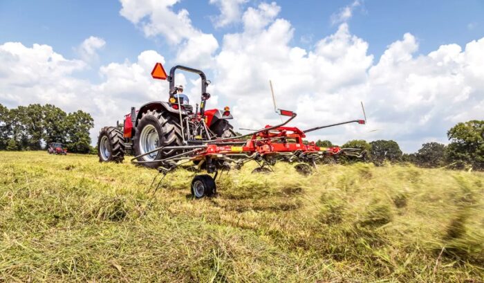 faneur à foin massey ferguson