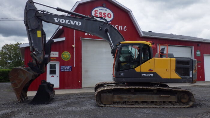 excavatrice volvo