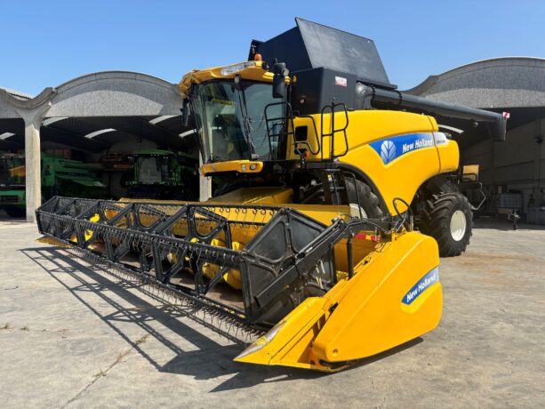 moissonneuse batteuse new holland