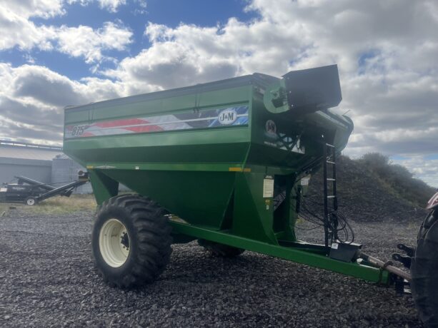 grain cart j + m