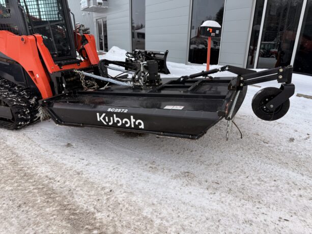 débroussailleuse kubota