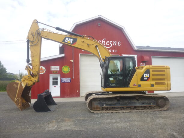 excavatrice caterpillar