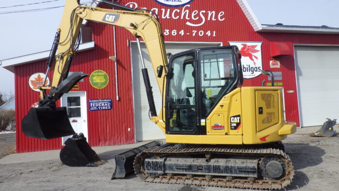excavatrice caterpillar