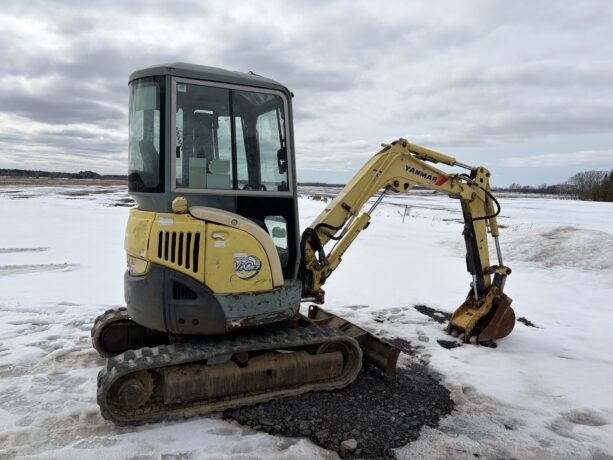 excavatrice yanmar