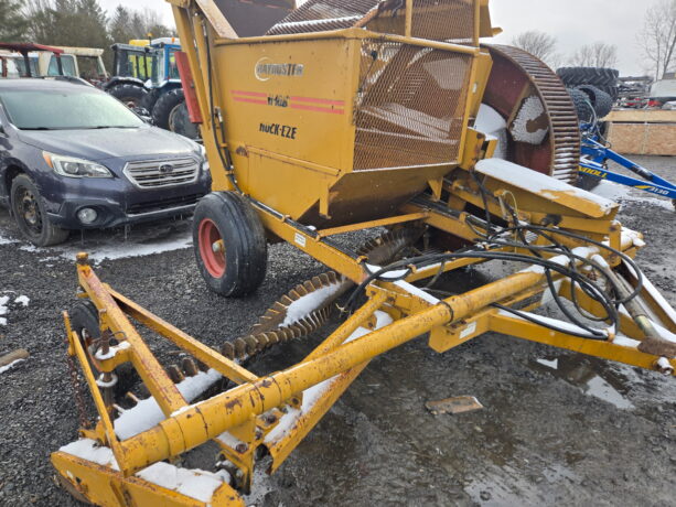 ramasseur de roches haybuster