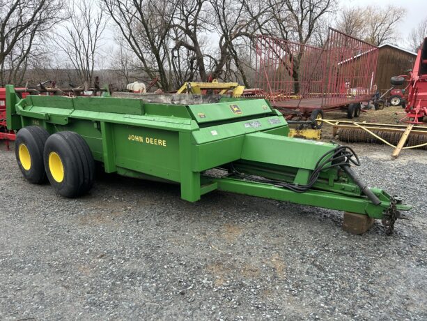 Épandeur à fumier solide john deere